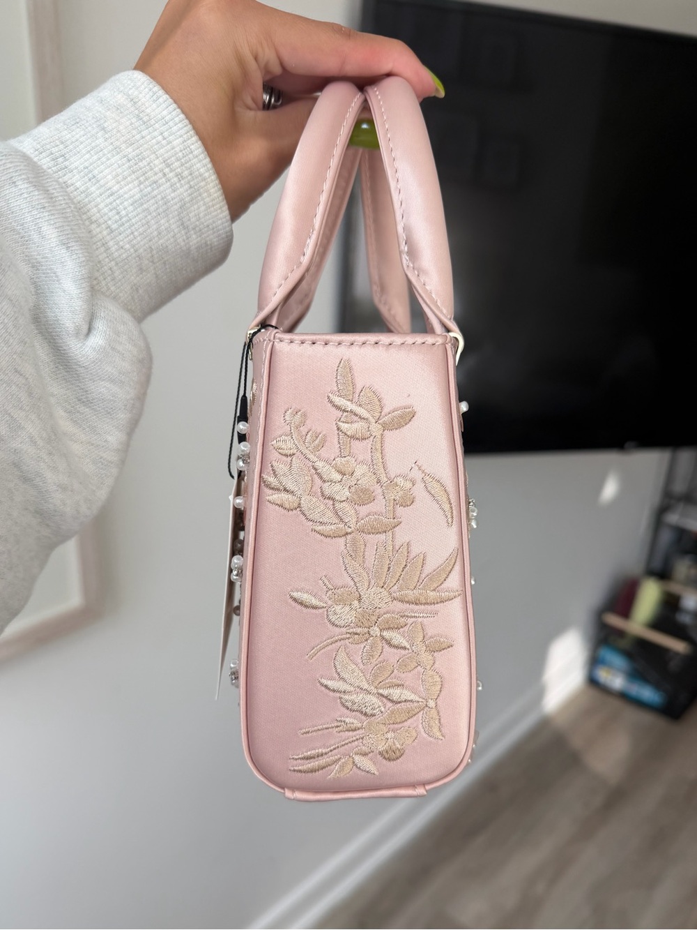Zara Pink Floral Embellished Structured Bag - Picture 3 of 6